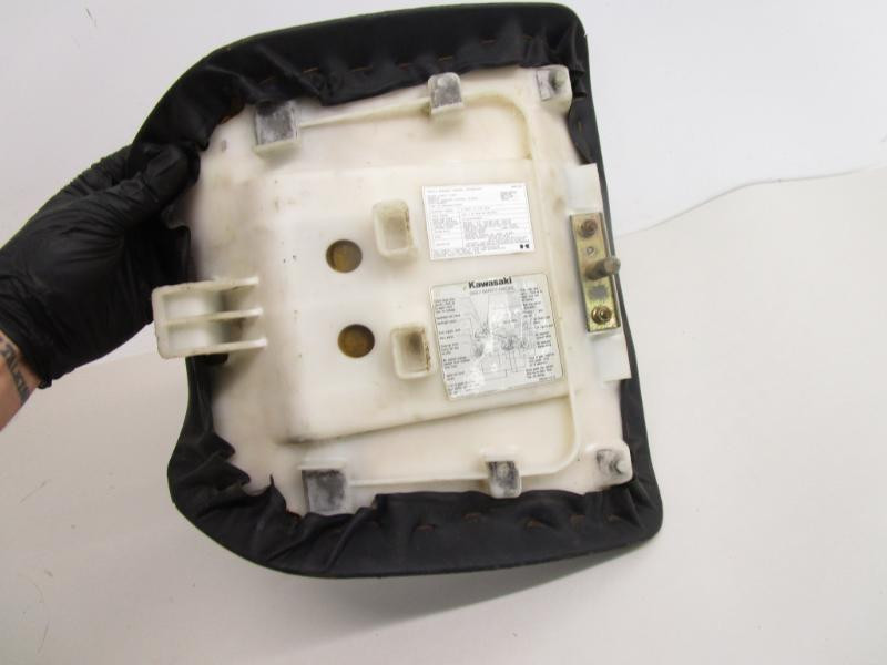 【 24  】 01 Kawasaki ZX 7R Ninja Seat Pan Foam 53001-1792-MA 1996-2003